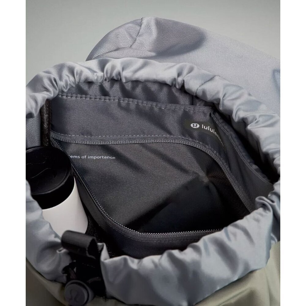 Lululemon Wunderlust Backpack 14L Green Grey - Picture 13 of 16